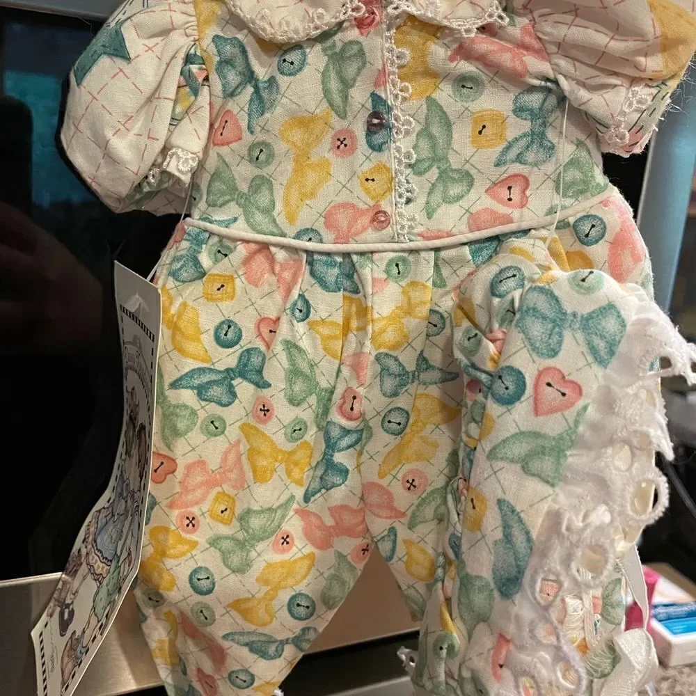 4 Daisy Kingdom Doll Dresses With Bonnets NWT